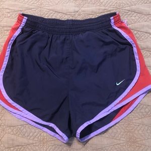 Nike Dri-fit purple Red Shorts Athletic Women’s Small